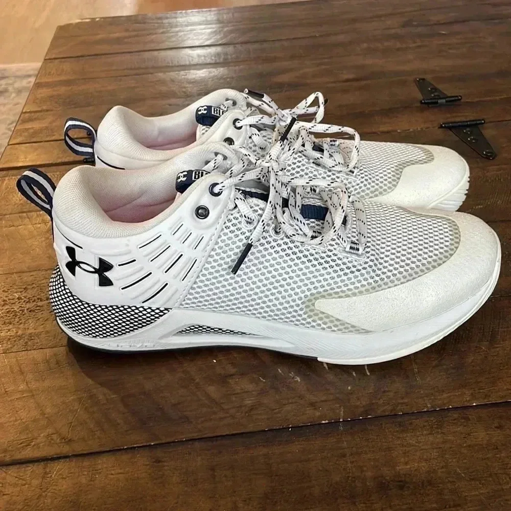 Under Armour Women's HOVR‎ Block City Volleyball Shoes size 10.5